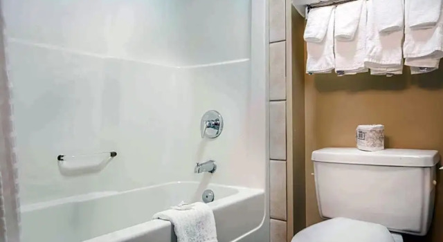 Четырёхместный люкс Comfort Inn & Suites