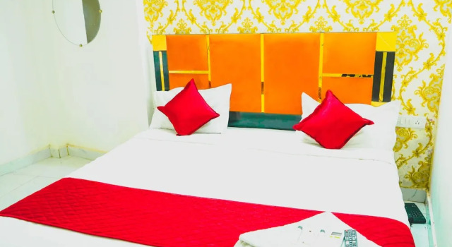 Roomshala 080 Hotel Kings, Забронировать Отель Отели Нью-Дели 3 звезды, 3*