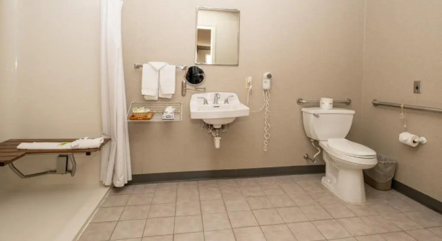 Одноместный номер Standard Hilltop Inn & Suites, near Foxwoods Casino