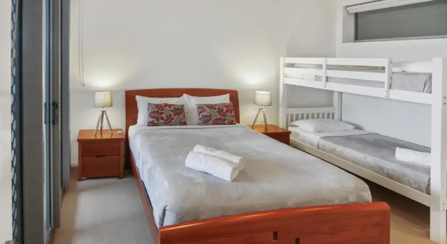 Апартаменты с 2 комнатами с видом на сад Space Holiday Apartments