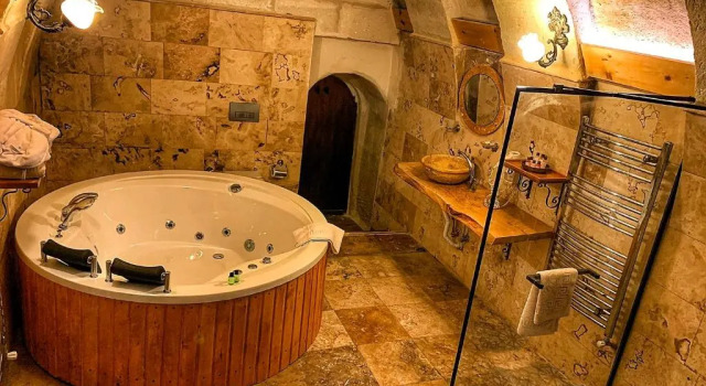 Люкс Цокольный этаж Rose Valley Hotel
