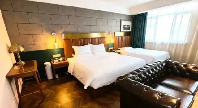 Люкс Standard Zhe Fei Hotel (Urumqi Dade Zhongyinggong Subway Station）