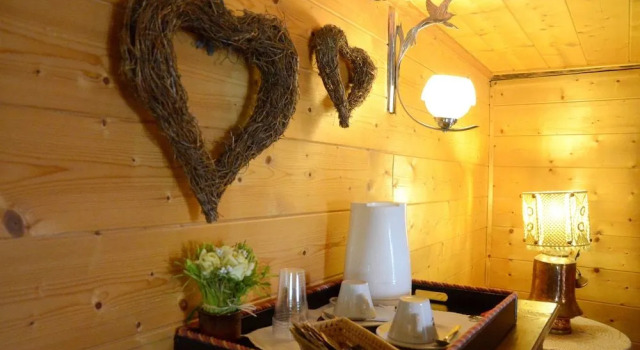 Chalet dei Fiori - Bed and Breakfast, Varaa Huoneisto Bedretto Val Bedretto