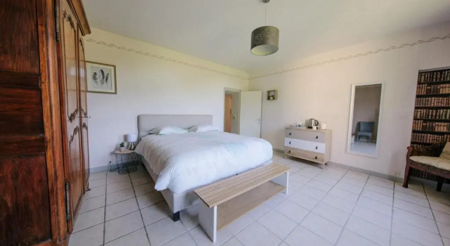 Rive Gauche, Rezerwuj Hotel  