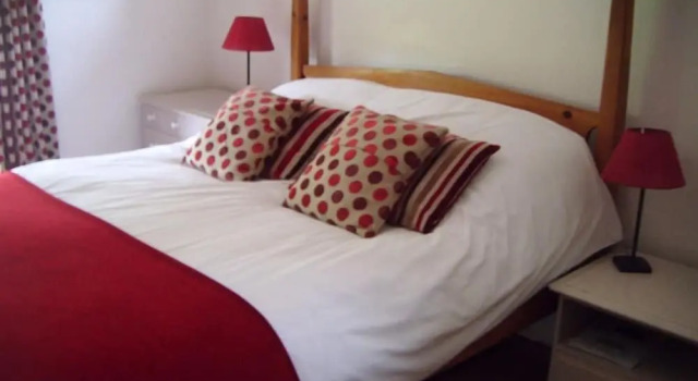 Lockhurst Hatch Farm, 예약 농장 체험 숙박 길퍼드 Surrey Hills