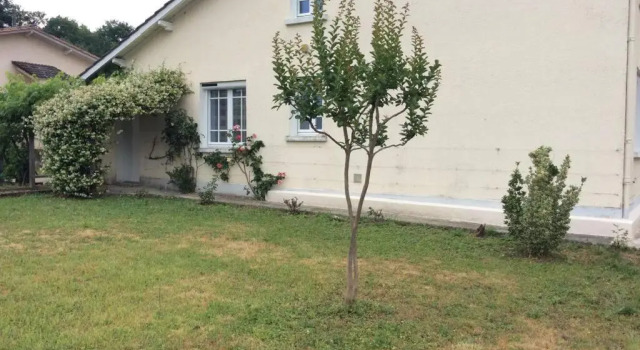 Коттедж Maison au coeur de la Dordogne