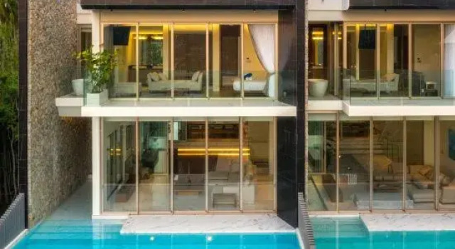 Villa Maré: 5 BR Modern Sea-View Villa in Kata