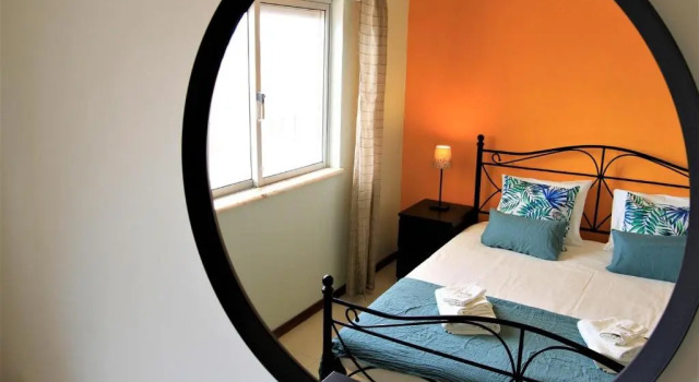 Portimão Classic With Pool by Homing, Rezervasyon Daire Algarve havuzlu oteller, Yüzme Havuzu