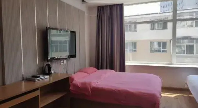 Tonghua Junyi Fashion Hotel, Varaa Hotelli Tonghua Jilin