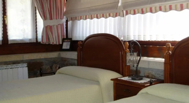 Casa Rural Erdikoetxe, Rezerwuj Hotel Hotele w Baskonia z parkingiem, Parking