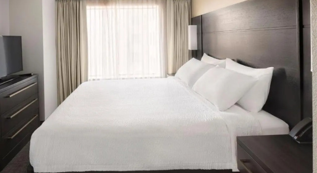 Люкс c 1 комнатой Residence Inn by Marriott Sacramento Downtown at Capitol Park