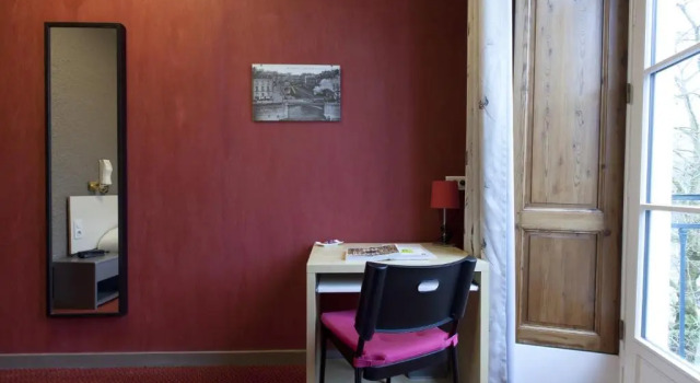 Номер Standard Logis Hôtel Duquesne