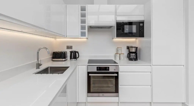 Апартаменты Standard Sercasa - Kingston upon Thames