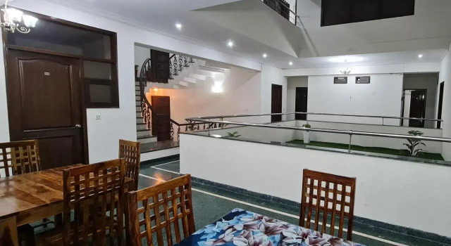 Nook Inn & Suites Mg Road Metro