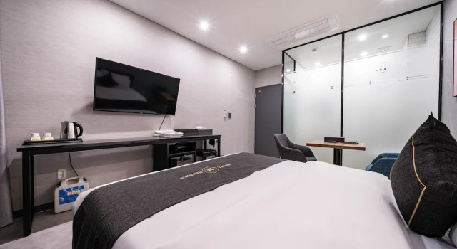 Номер Deluxe Pyeongtaek Hermes Hotel