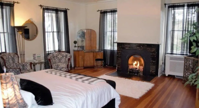 The Laurentide Inn