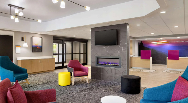 La Quinta Inn & Suites by Wyndham Selma/Smithfield I-95, Varaa Hotelli Smithfield Pohjois-Carolina