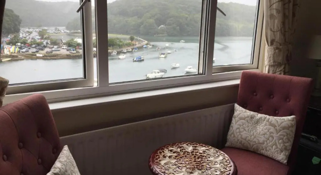 Standard- dobbelt værelse med flodudsigt Dolphin Guest House