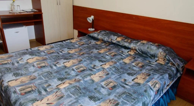 Park Hotel Zdravets, Varaa Hotelli Hotellit Varna region uima-altaalla, Uima-allas