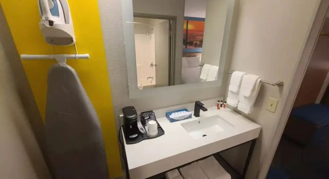 Двухместный номер Standard Days Inn by Wyndham Johnson Creek