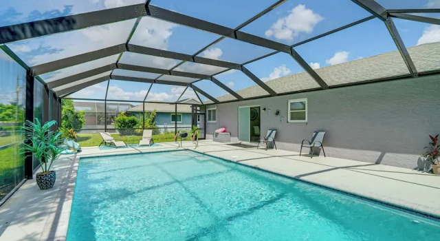 Коттедж Quiet Neighborhood! Poolside Oasis in Cape Coral