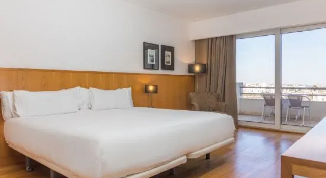 Номер Premium B&B HOTEL Sado Setúbal