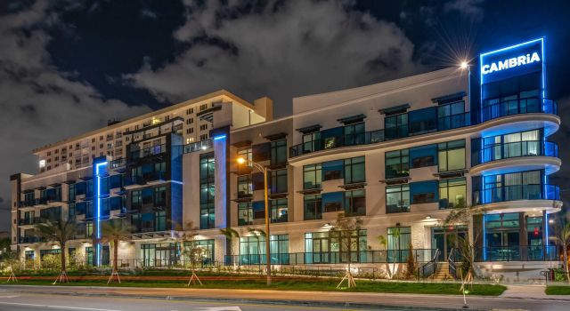 Cambria Hotel Fort Lauderdale Beach