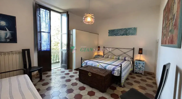 5 Beds in a Prestigious Villa-rif Leccio