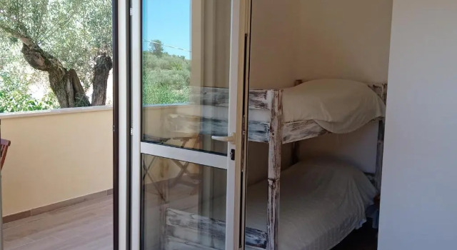 Четырёхместный номер Standard с балконом Buenavistasurfmed
