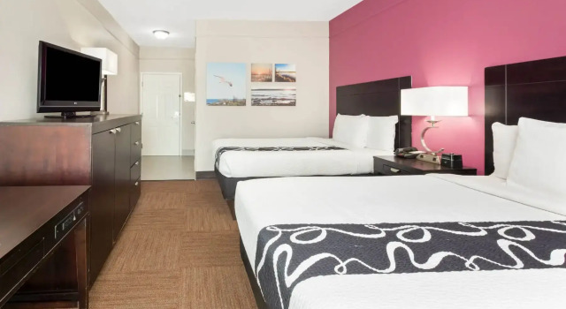 La Quinta Inn & Suites by Wyndham Winnie, Reserva ahora Hotel Winnie Texas Gulf Coast