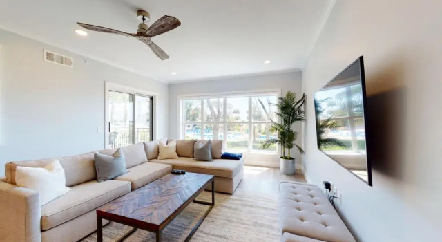 5107 Hampton Place South, Забронировать Отель Отели Южной Каролины с бассейном, Бассейн