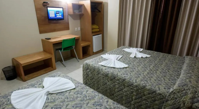Трёхместный номер Standard Prisma Plaza Hotel