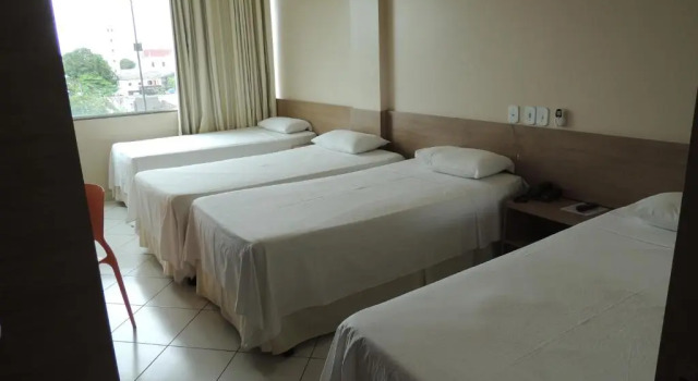 Четырёхместный номер Standard Hotel Guapindaia Praça