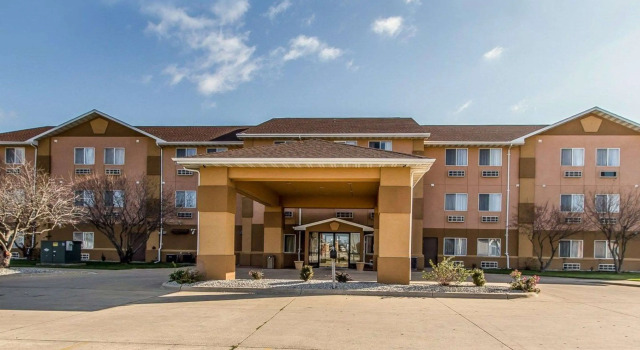 Quality Inn & Suites, Prenota Hotel Mount Pleasant Iowa