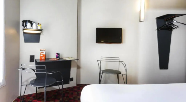 Двухместный номер Comfort Libertel Canal Saint Martin