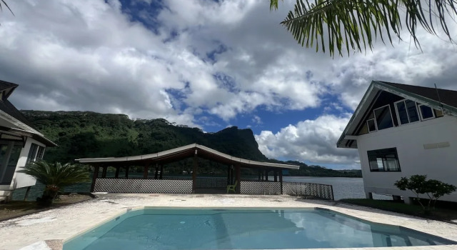 Mape Faaroa Bay Villa, Prenota Villa Hotel a Raiatea con piscina, Piscina