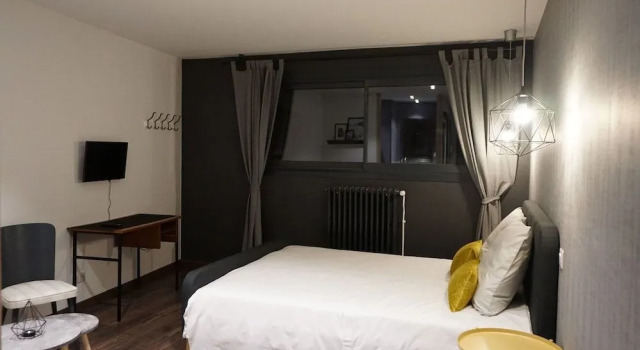 Launois Jean-Pierre, Rezervovat Hotel Le Mesnil-sur-Oger Champagne - Ardenne