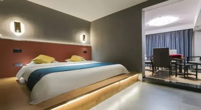 Deluxe Suite Yueyang Yipin Hotel