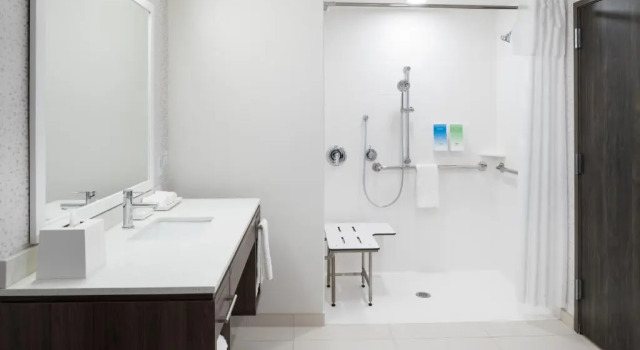 Четырёхместная студия Home2 Suites By Hilton Orlando Airport