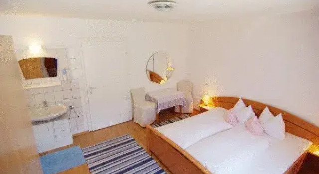 Haus Dornauer, Book Hotel Hoteller i Inntal med pool, Swimmingpool