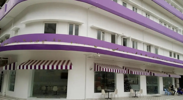 Hotel De L'Homme, Buchen Sie Hotel Hotels in Kandal mit Parkplatz, Parkplätze