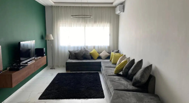 Lovely 4-Bedroom Condo with Pool
