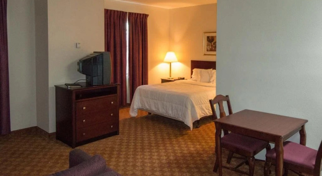 Chisholm Suite Hotel, Boek Hotel Duncan Oklahoma