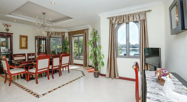 E&T Holiday Homes - Frond C Villa, Забронировать Вилла Виллы Дубая, Вилла