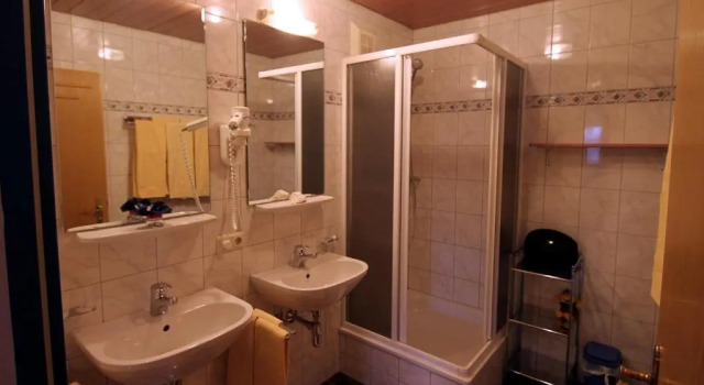 Апартаменты Standard Appartements Mary inklusive Tauern-Spa Kaprun