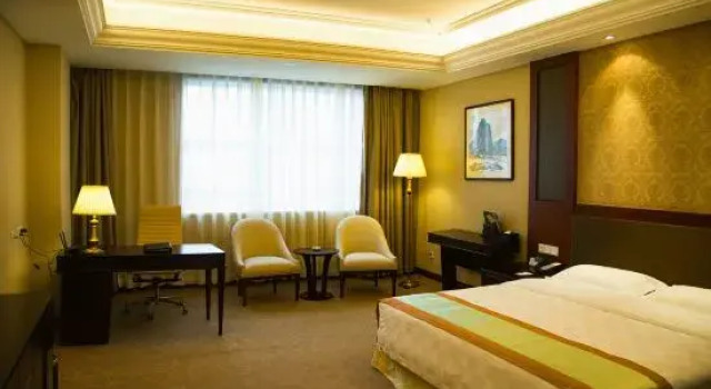Henghe Huaxing Hotel, Prenota Hotel Hotel a Xinjiang con piscina, Piscina