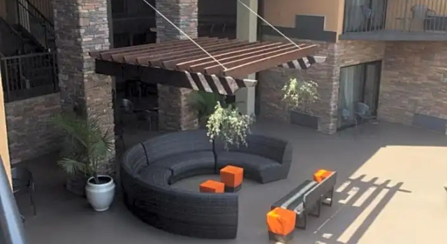 Standardowy pokój i balkonem Aiden by Best Western Warm Springs Hotel and Event