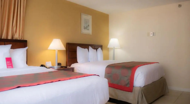 Четырёхместный номер Ramada Plaza by Wyndham Marco Polo Beach Resort