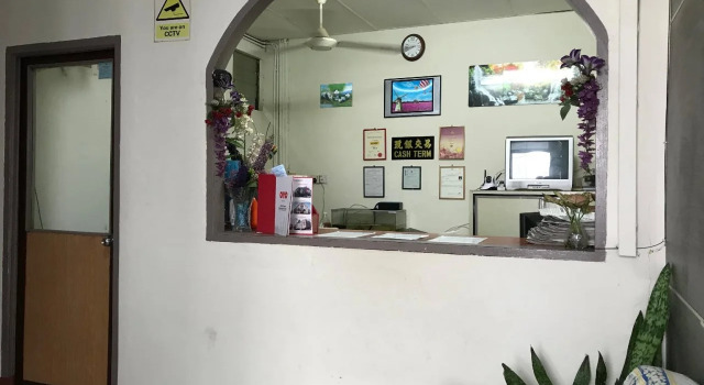 SPOT ON 89818 Ban Hin Hotel, Rezerwuj Hotel Hotele w Sarawak z parkingiem, Parking