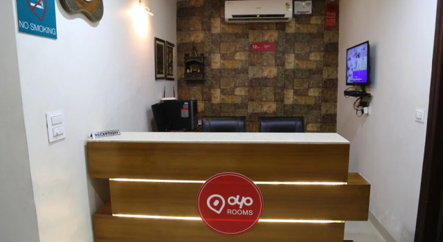 OYO 1344 Hotel Waves, Varaa Hotelli Chandigarh 
